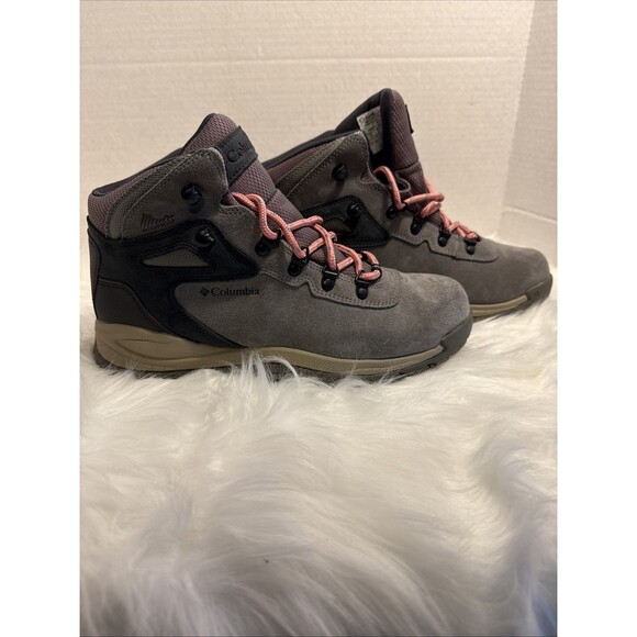 Columbia Womens Newton Ridge Gray Hiking Boots Size 10 New w flaw - Picture 5 of 9